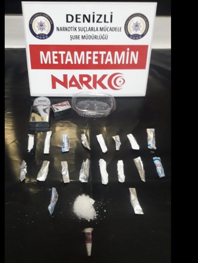 Uyuşturucu Ticareti Yapan 16 Kişi Tutuklandı