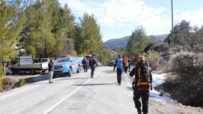 13 Gün Sonra Ölü Bulunan Barış, Düşüp Boynunu Kırmış