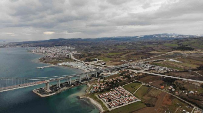 1915 Çanakkale Köprüsü’nde Asfaltlama Çalışmaları Tamamlandı