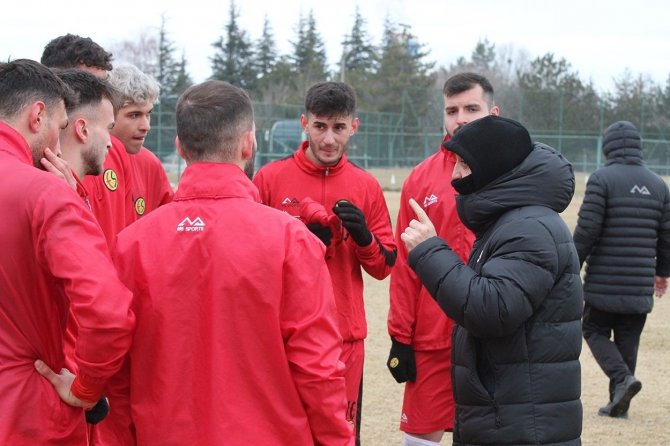 Eskişehirspor Zonguldak Kömürspor Maçı Hazırlıklarına Başladı