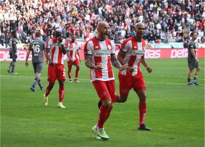 Antalyaspor, 8 Hafta Sonra 3 Puan Hasretine Son Verdi