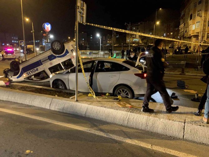 Polis Aracı Kovaladığı Şüpheli Araca Çarparak Takla Attı: 2 Polis Yaralı