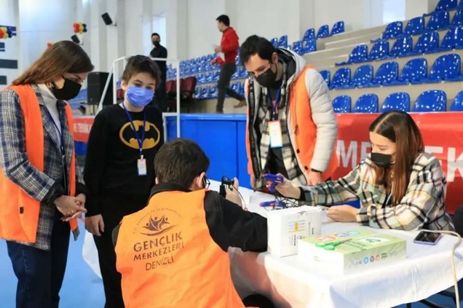 Gençler 27 İlde Deneyap Uygulama Sınavında Ter Döktü