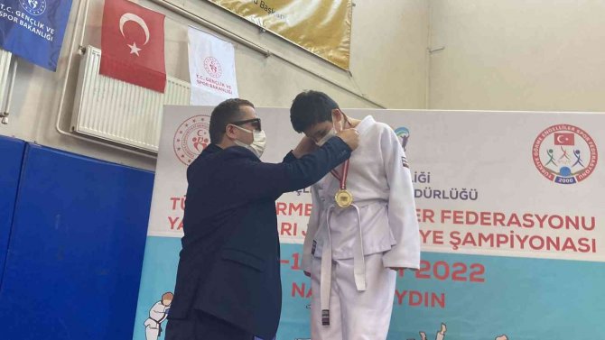 Rüzgar Yiğit Yılmaz Türkiye Şampiyonu Oldu