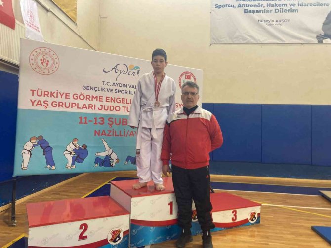 Rüzgar Yiğit Yılmaz Türkiye Şampiyonu Oldu