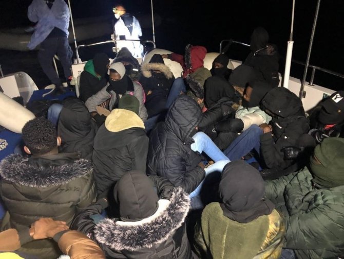 Ege’de Türk Karasularına Geri İtilen 348 Göçmen Kurtarıldı