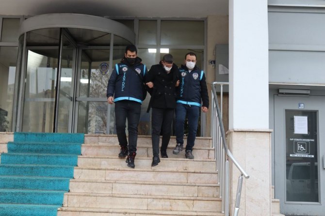 Kapkaççı Adliyede