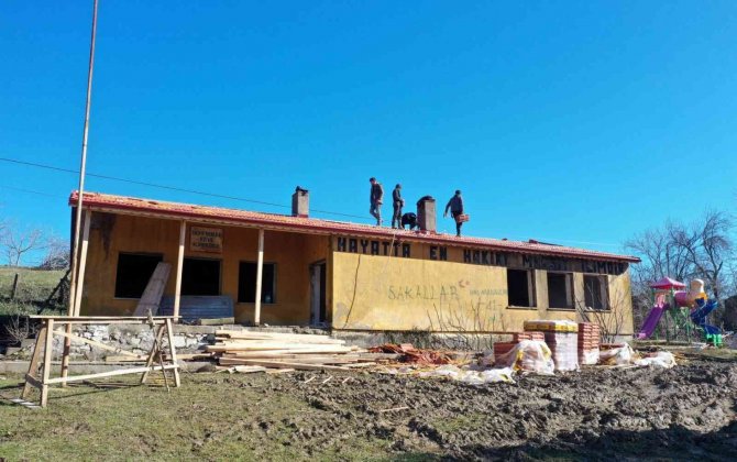 Eski Okul Binası Çok Amaçlı Tesise Dönüşüyor