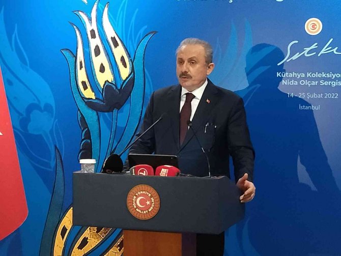 Kütahya Koleksiyonu Nida Olçar Sergisi, Tbmm Başkanı Şentop’un Katılımıyla Açıldı
