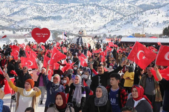 Mersin’de Toroslar Kar Festivali