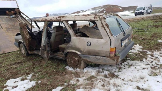 Çorum’da Kontrolden Çıkan Otomobil Takla Attı: 1 Yaralı