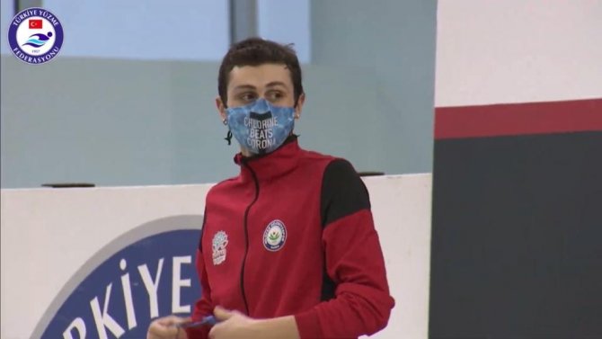 Nilüferli Yüzücü Türkiye İkincisi Oldu