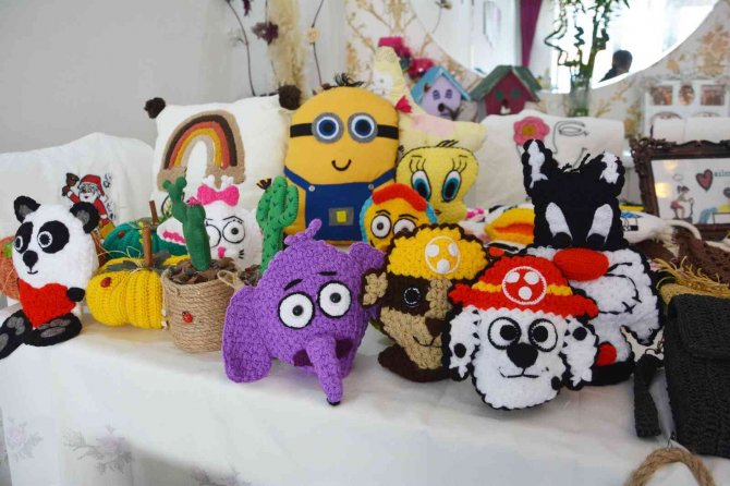 Çocukluktan Kalan El Becerisini Ticarete Dönüştürdü