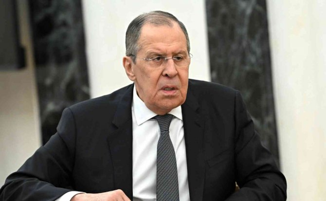 Putin İle Görüşen Lavrov, Batılı Ülkelerle Anlaşma Şanslarının Olduğunu Söyledi