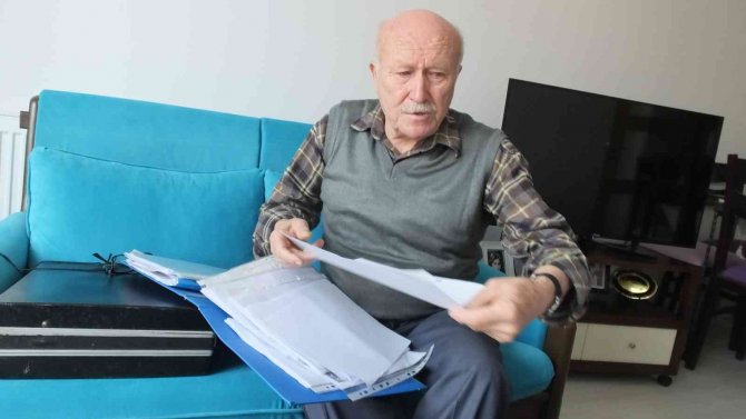 Burhaniye’de 75 Yaşındaki Şevket Dede Baruttan Elektrik Üretecek Proje Geliştirdi