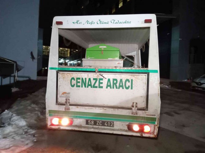 Sivas’ta Biri Donmuş, Biri Parçalanmış İki Ceset Bulundu