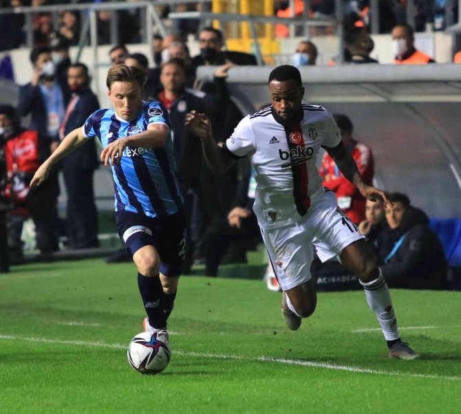 Spor Toto Süper Lig: Adana Demirspor:0 - Beşiktaş: 1 (İ̇lk Yarı)