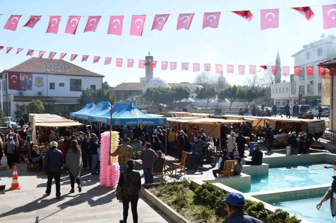 Tarsus Yeryüzü Pazarına İlgi Yoğun