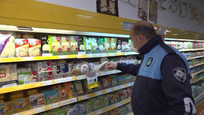 Tuzla Belediyesi Zabıta Ekiplerinden Marketlere Kdv İndirimi Denetimi