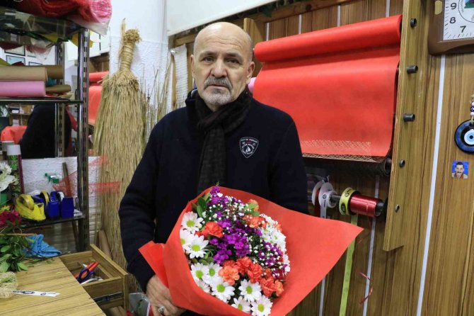 14 Şubat’ta Çiçeklere İlgi Yok