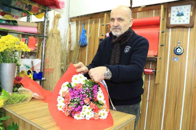 14 Şubat’ta Çiçeklere İlgi Yok