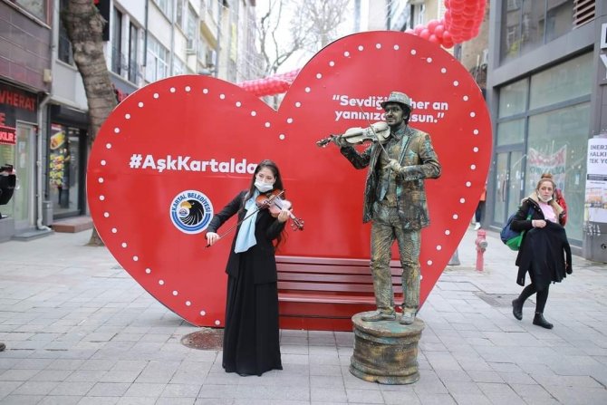 14 Şubat Sevgililer Günü, Kartal’da Festival Coşkusuyla Kutlandı
