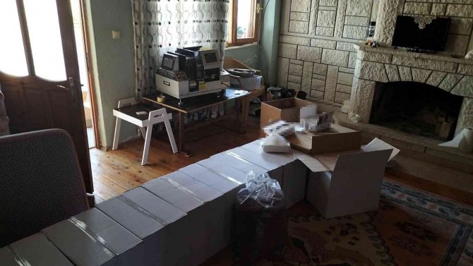 Jandarmadan Kaçak Tütüne Geçit Yok