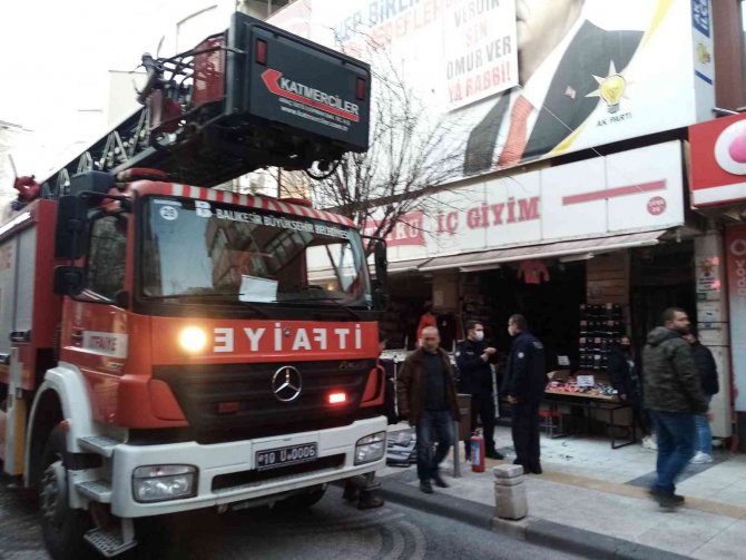 Bandırma’da İş Yeri Yangını