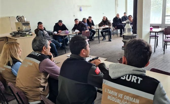 Bayburtlu Çiftçilere Eğitimler Devam Ediyor