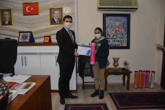 Bi̇gep Sınavlarında Dereceye Giren Öğrenciler Ödüllendirildi.