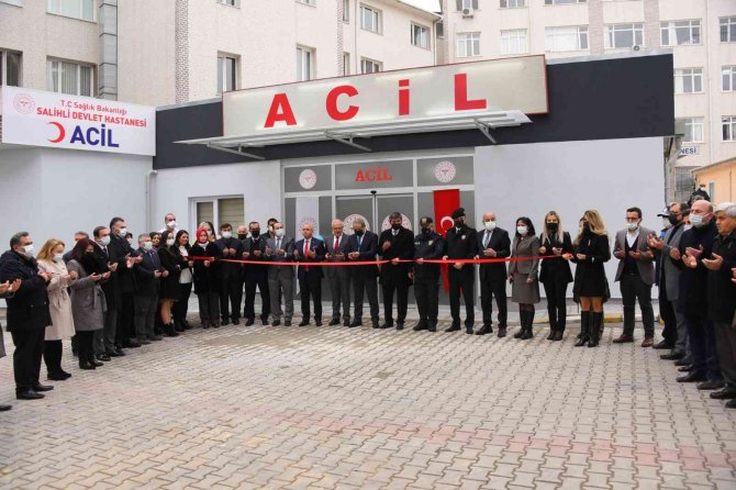 Salihli’de Yenilenen Acil Servis Hizmete Açıldı, Yatak Sayısı 35’e Çıkarıldı