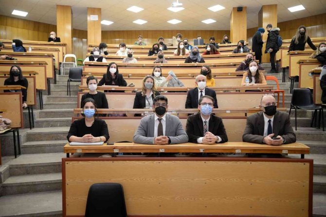 Diş Hekimliğini Proje Yaparak Öğrenecekler