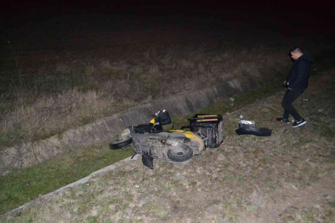 Çorlu’da Su Kanalına Uçan Motosikletli Yaralandı