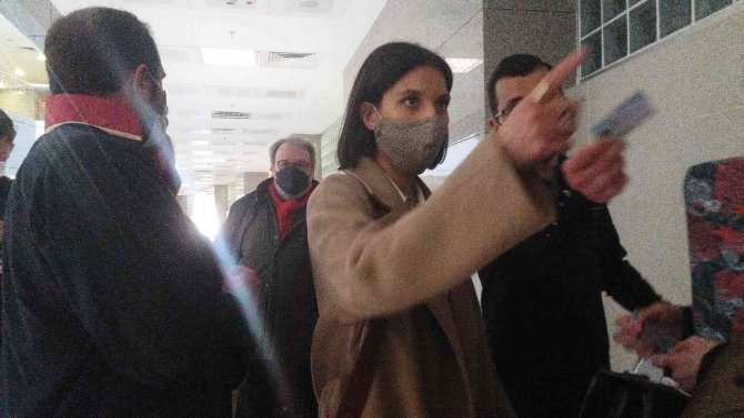 Ozan Güven’in Eski Sevgilisini Darp Ettiği İddiasıyla Yargılanmasına Devam Edildi