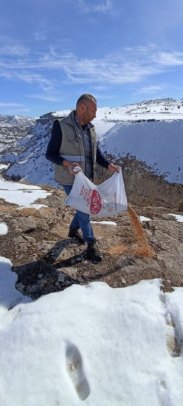 Tunceli’de Yemleme Ve Denetim Çalışmaları Sürüyor