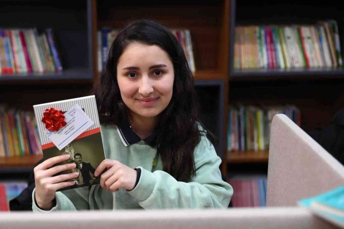 Lokman Çağırıcı’dan Kitap Hediyesi