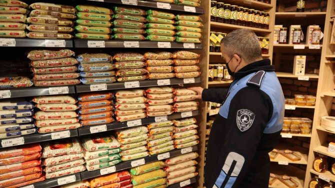 Düzce’de Zabıtadan Kdv İndirimi Denetimi