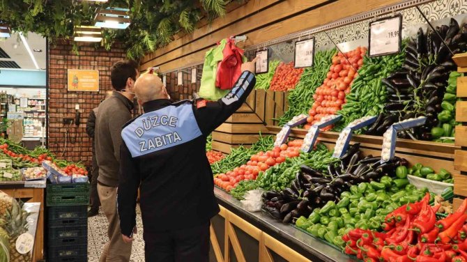 Düzce’de Zabıtadan Kdv İndirimi Denetimi