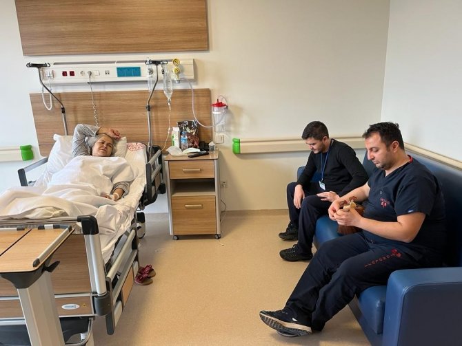 Sağlık Çalışanı Nurhan Altuk Hayatını Kaybetti