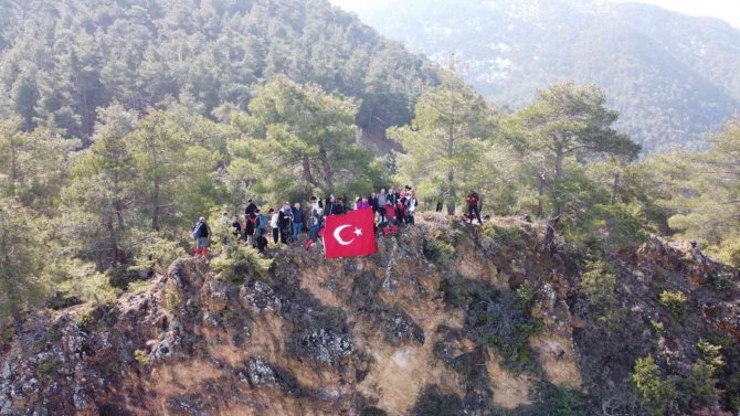 Doğa Tutkunlarının Son Durağı İ̇nhisar Kaya Mağarası Oldu