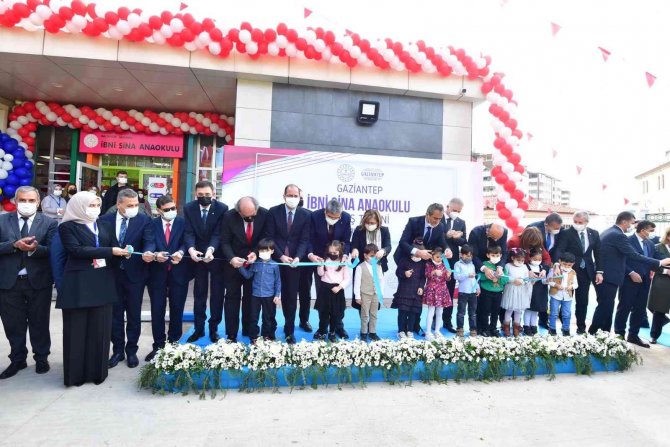 Bakan Özer: "Son 20 Yılda Eğitimde Çok Önemli Atılımlar Yapıldı"