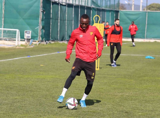 Göztepe’de Galatasaray Maçı Hazırlıkları Başladı