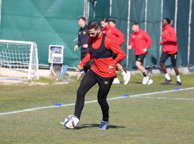 Göztepe’de Galatasaray Maçı Hazırlıkları Başladı