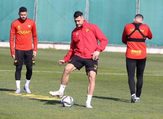 Göztepe’de Galatasaray Maçı Hazırlıkları Başladı