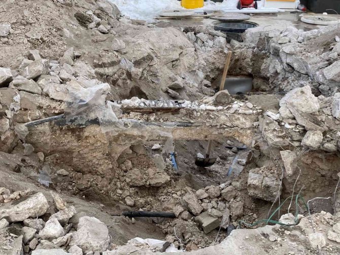 Akaryakıt Özel Ekipten Niğde’de Akaryakıt Kaçakçılarına Büyük Darbe