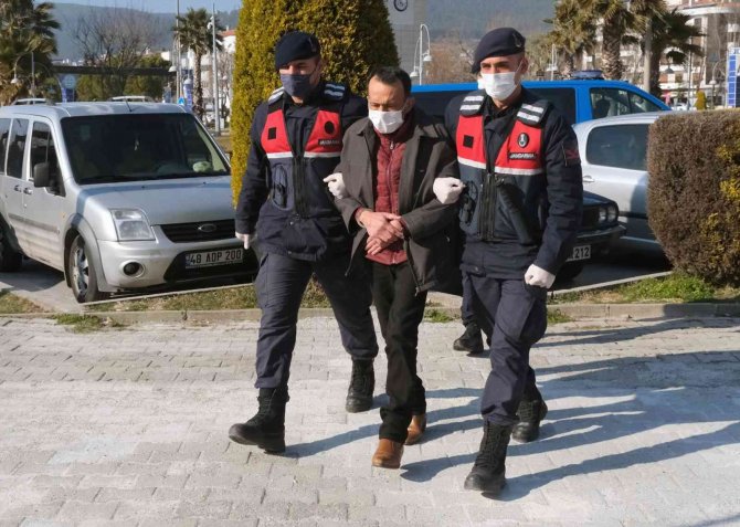 Oğlunu Öldüren Baba Adliyeye Sevk Edildi