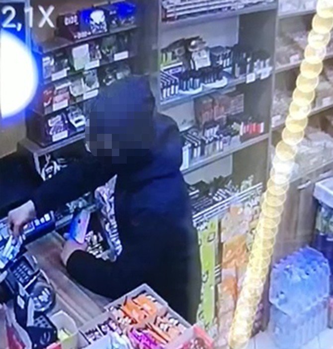 Hırsızın Pes Dedirten Rahatlığı