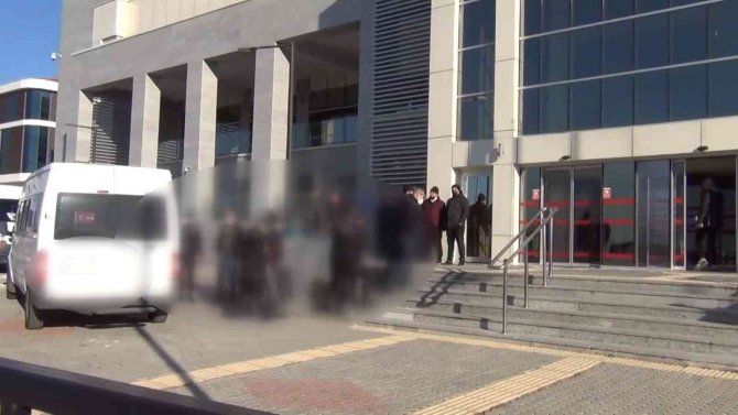 Kesinleşmiş Hapis Cezası Bulunan 8 Şüpheli Yakalandı