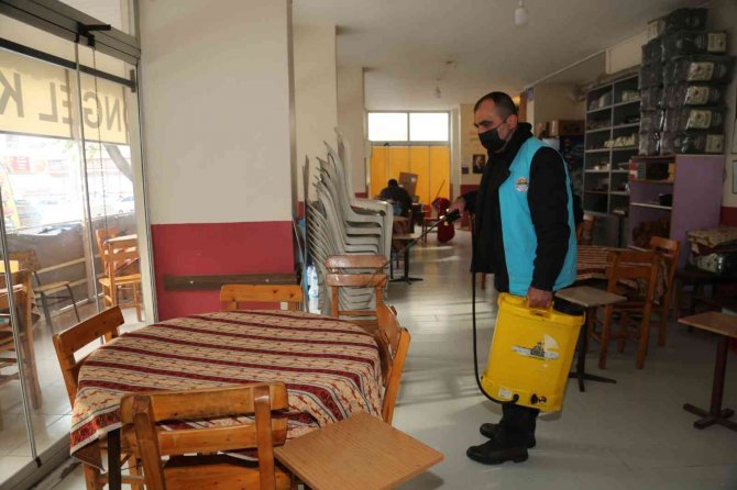 Toroslar’da Temizlik Ve Dezenfeksiyon Çalışması Sürüyor