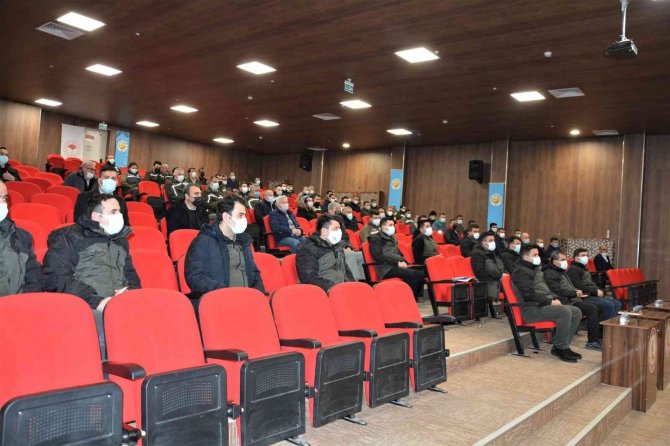 Orman Bölge Müdürü Dündar, Gediz’de Personel İle Bir Araya Geldi